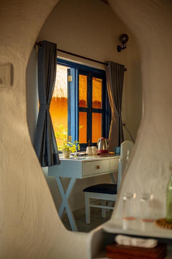 Отель One At Goa Канкон Экстерьер фото